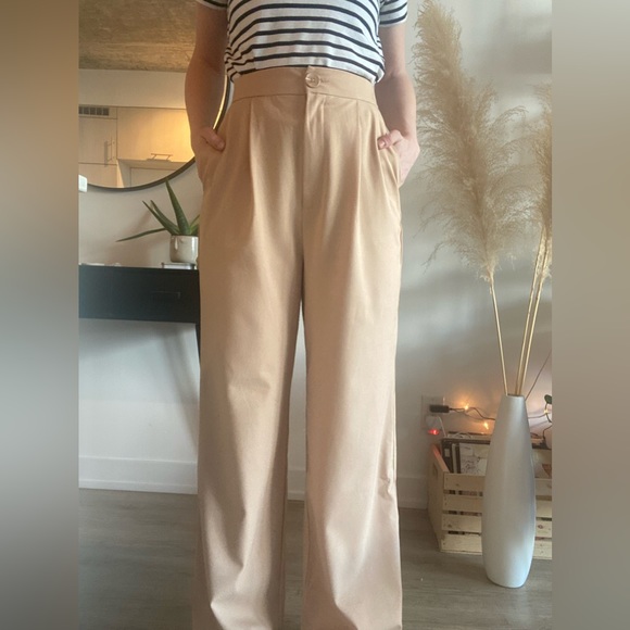 Stradivarius wide leg relaxed beige pants in beige - US 6 - Picture 2 of 4